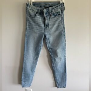 American Eagle Outfitters Light Blue Skinny Jeans